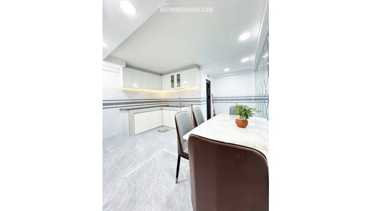 Xe hơi ngủ trong nhà ngay Aeon Tân Phú, nhà 51m2 full nội thất chỉ nhỉnh nhẹ 5Đ